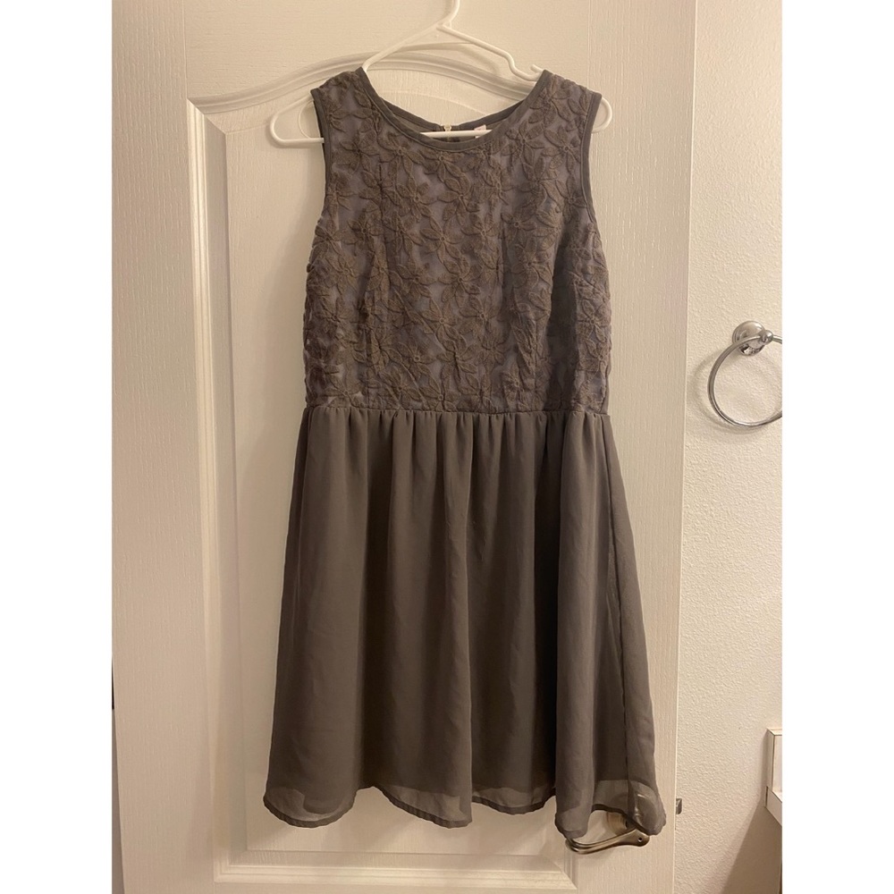 Grey dress